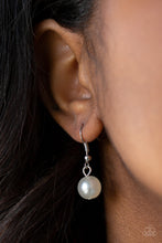 Load image into Gallery viewer, Miss Majestic - White