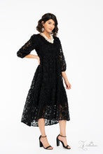 Load image into Gallery viewer, The Regal Zi Collection Necklace 2021