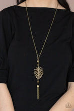Load image into Gallery viewer, Palm Promenade - Brass Necklace Paparazzi