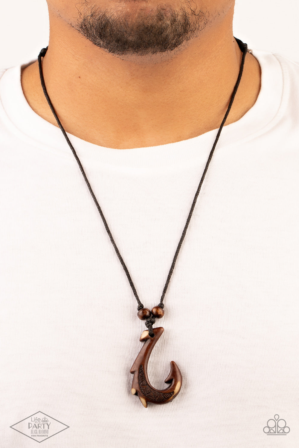 Off The Hook Black Diamond Maui Inspired Necklace Paparazzi
