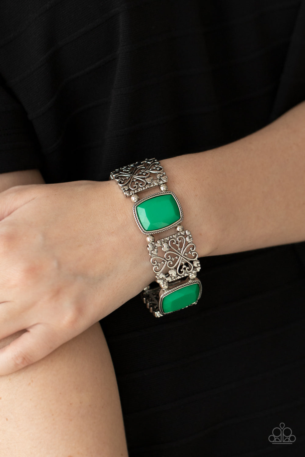 Colorful Coronation - Green Bracelets Paparazzi