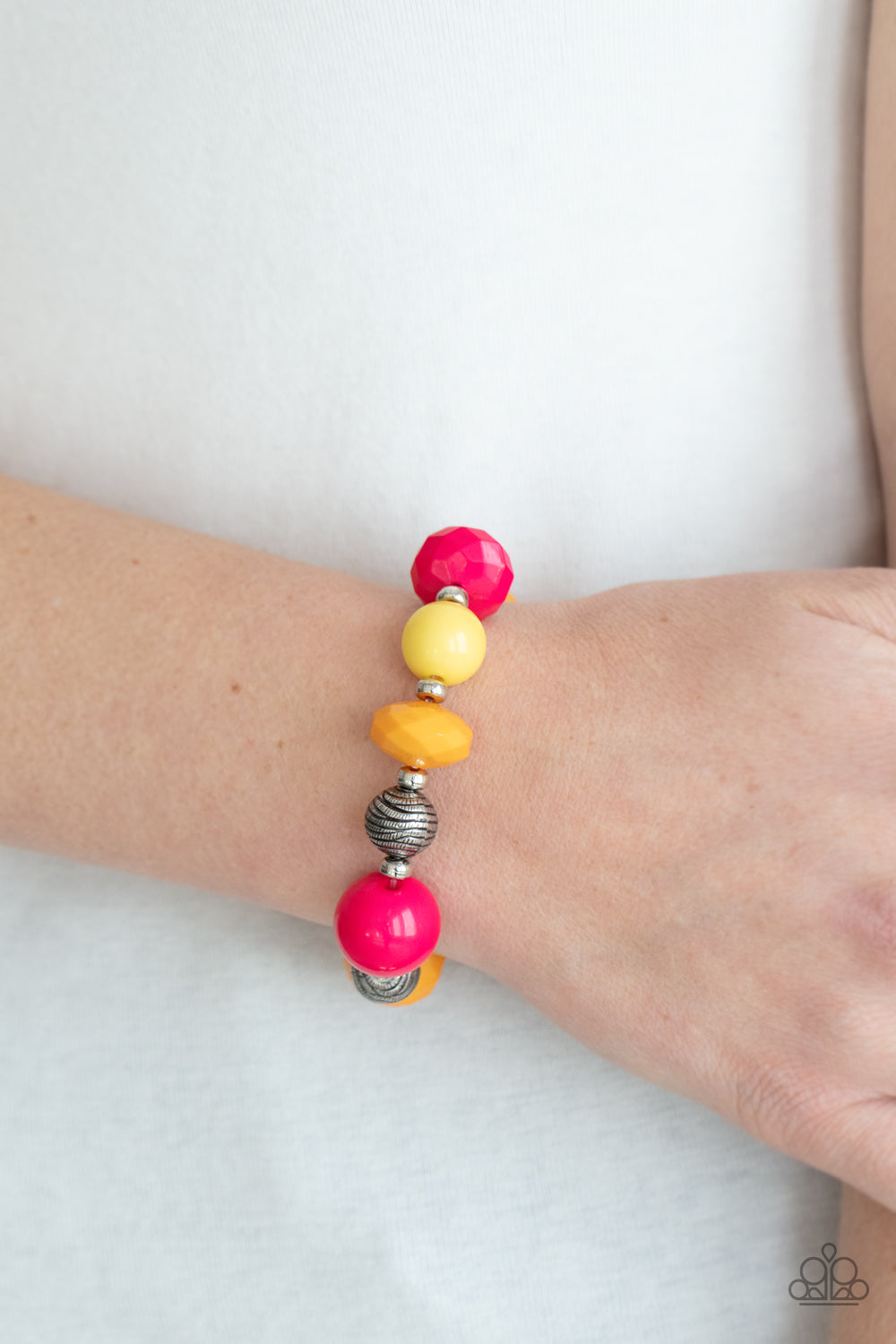 Day Trip Discovery - Multi Color Stretchy Bracelet