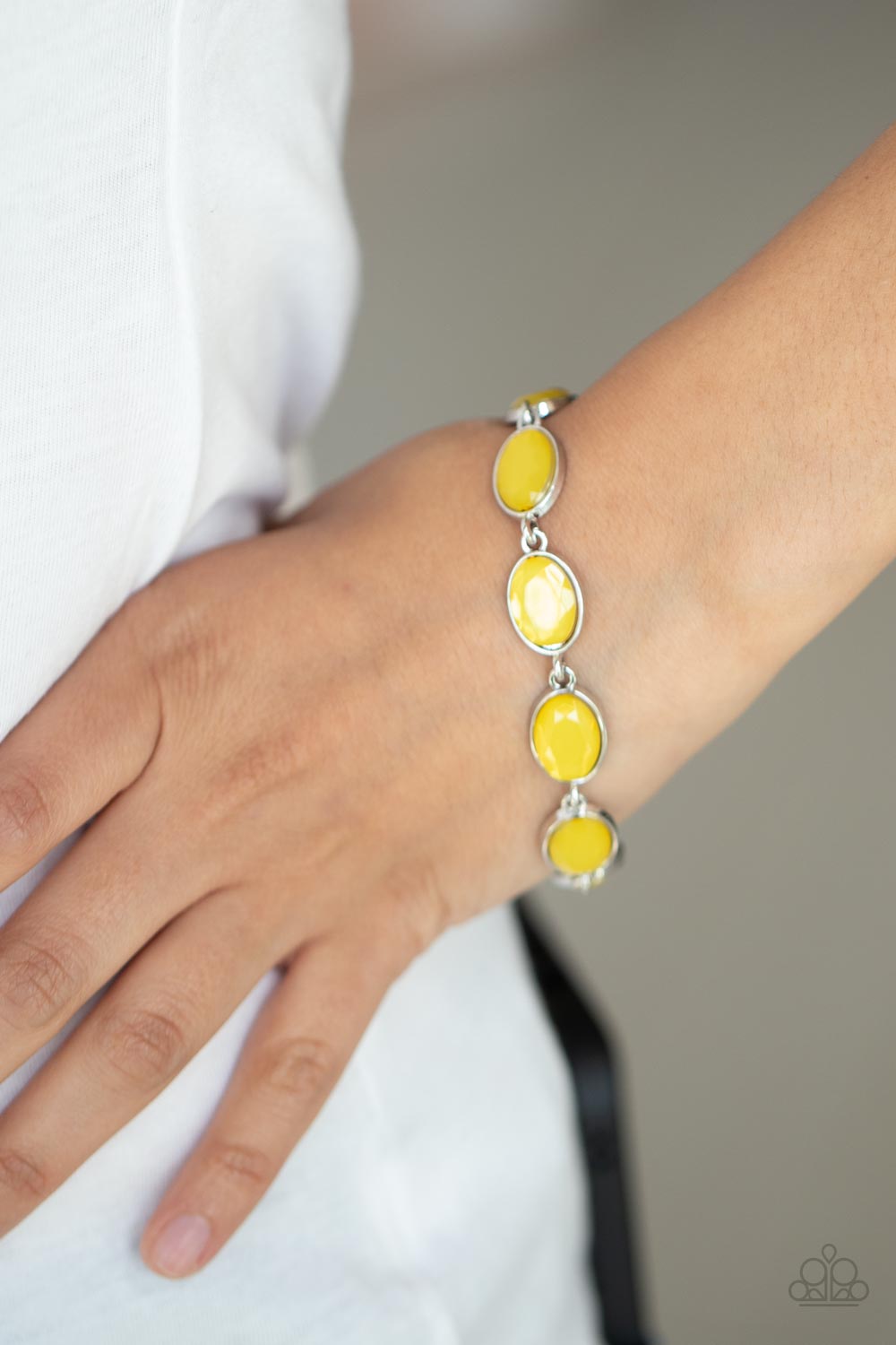 Smooth Move - Yellow Moonstone Bracelet Paparazzi