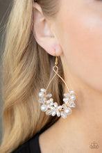 Load image into Gallery viewer, Marina Banquet - Gold Pearl Earrings Paparazzi
