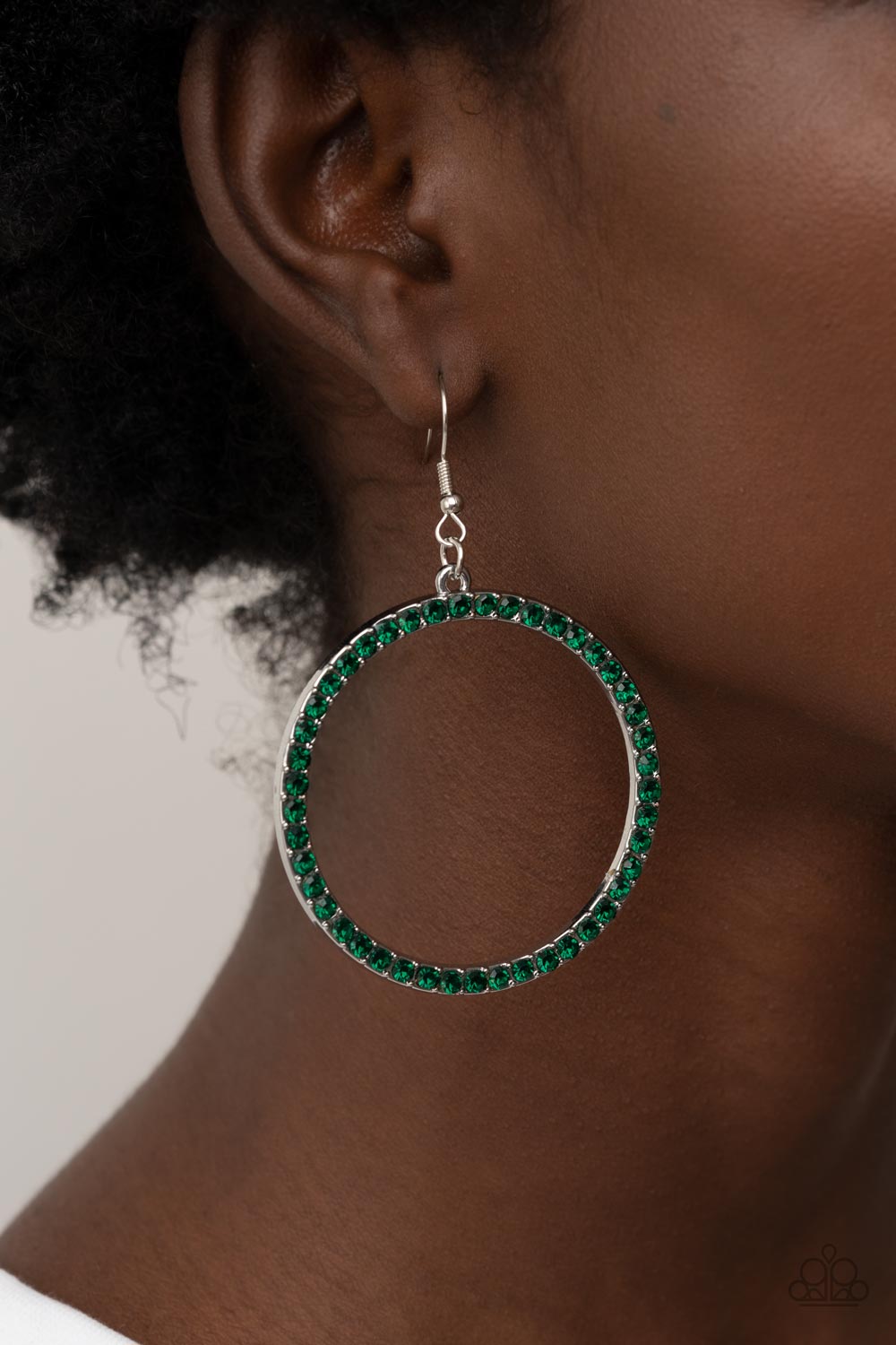 Head-Turning Halo - Green Earrings Paparazzi