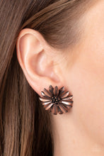 Load image into Gallery viewer, Daisy Dilemma - Copper Stud Earrings

