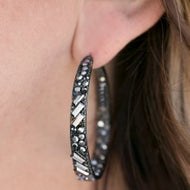 Glitzy by Association - black