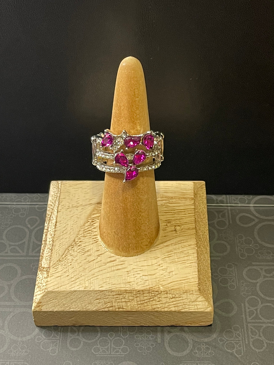 Fuschia Diamond Ring Paparazzi